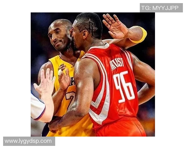 04年火箭与湖人经典对决回顾:传奇球星的巅峰对抗与历史瞬间 04年火箭与湖人经典对决回顾:传奇球星的巅峰对抗与历史瞬间