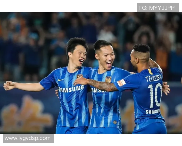 中超激战苏宁迎战深圳球队争夺关键三分全力以赴展现实力