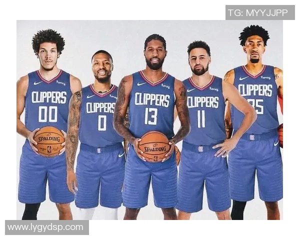 札晃与横冰的巅峰对决谁将赢得这场激烈的冰上较量