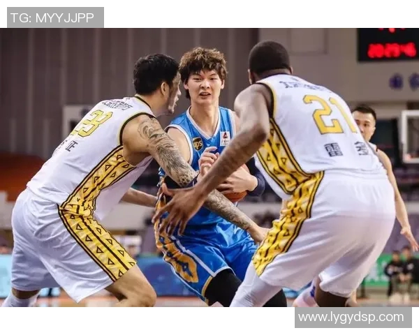 2017年福建队与北控队精彩对决回顾及赛季表现分析