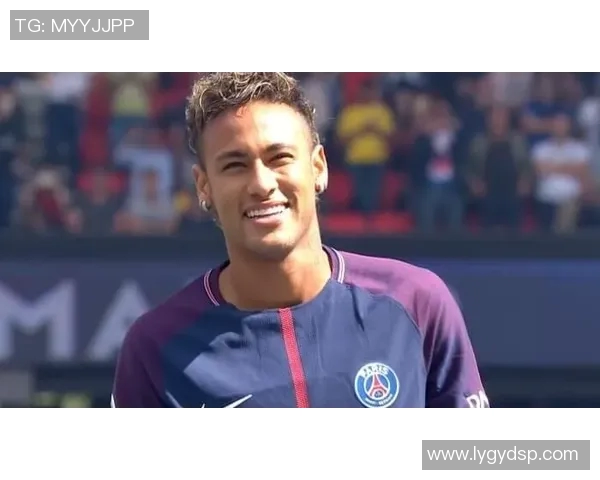 多纳鲁马的辉煌之路:从青涩门将到世界顶级守护神的蜕变与成就 多纳鲁马的辉煌之路:从青涩门将到世界顶级守护神的蜕变与成就