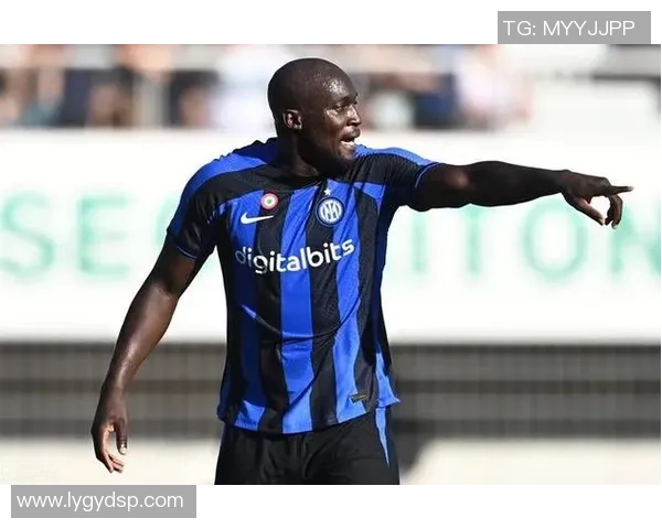 曼联宣布球星卢卡库加盟国米,转会费高达8500万英镑 曼联宣布球星卢卡库加盟国米,转会费高达8500万英镑