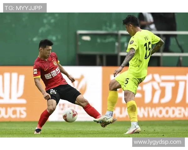 四川九牛足球比赛直播全程回顾精彩瞬间与战术分析 四川九牛足球比赛直播全程回顾精彩瞬间与战术分析